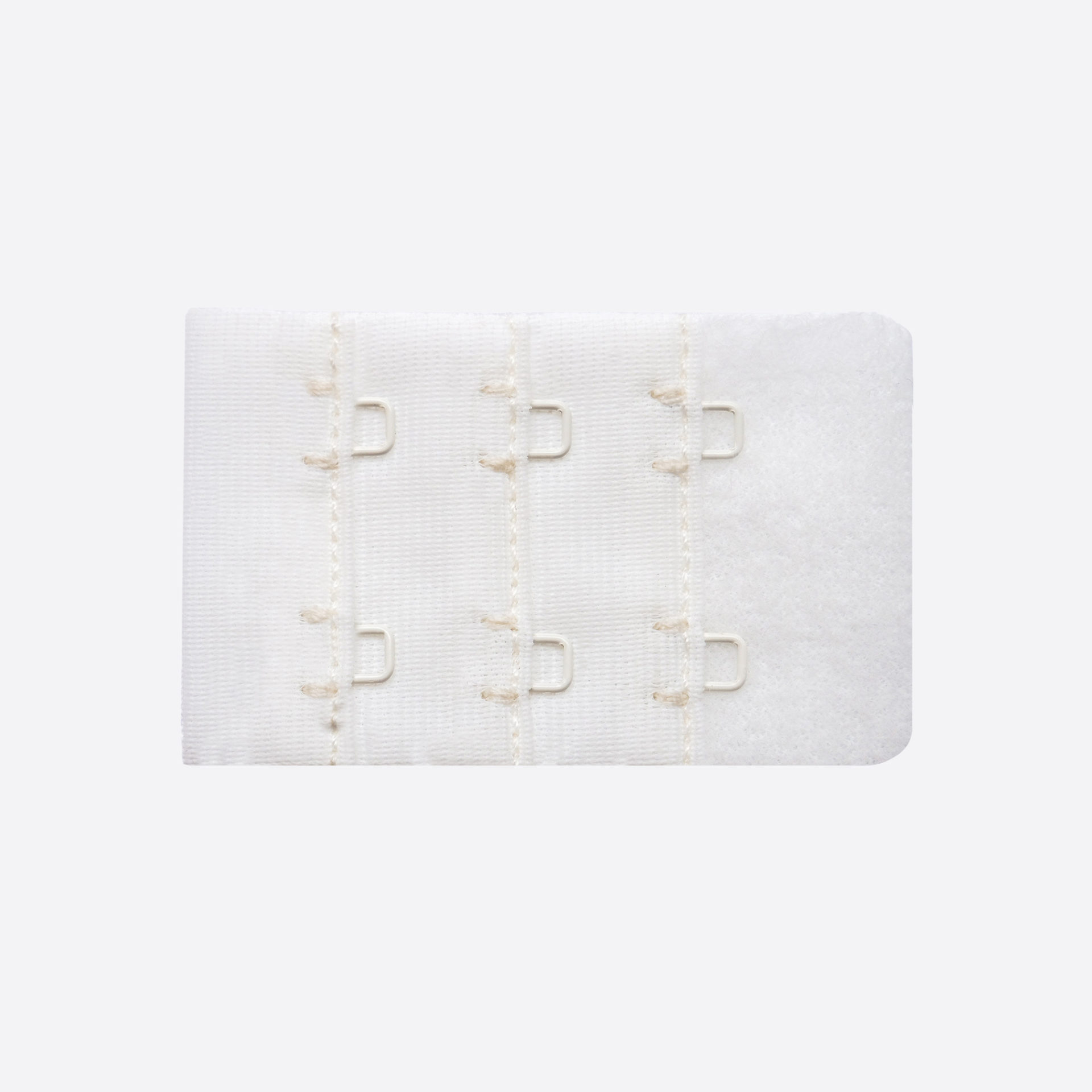 Agrafe blanche pour coudre sa lingerie Cecile DIY